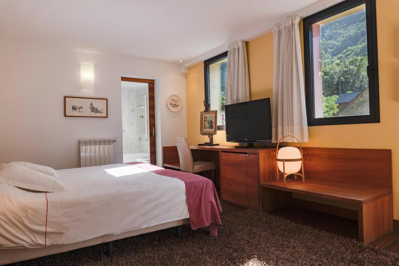 Hotel Cardos Ribera de Cardós 외부 사진